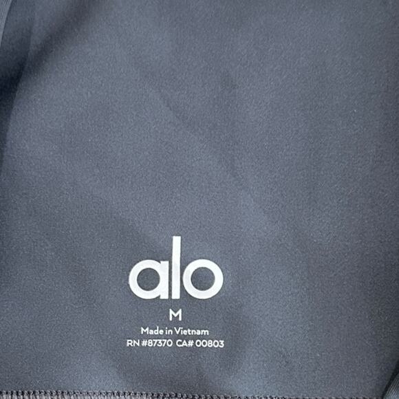 ALO Yoga Anthracite AirliftLeggings - Picture 4 of 6